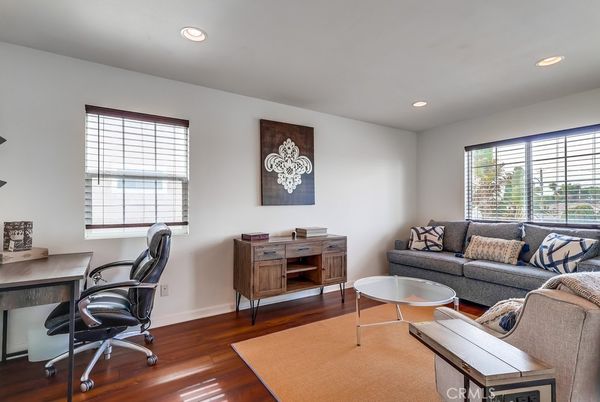 Home Office, Interior, Living room, Recessed Lighting, Wood Texture Flooring