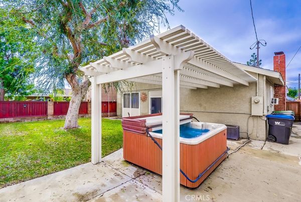 Backyard, Exterior, Hot Tub