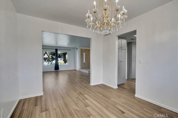 Chandelier, Empty room, Interior, Wood Texture Flooring