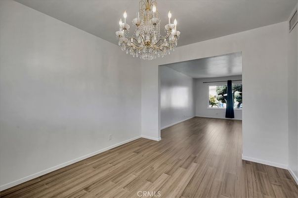 Chandelier, Empty room, Interior, Wood Texture Flooring