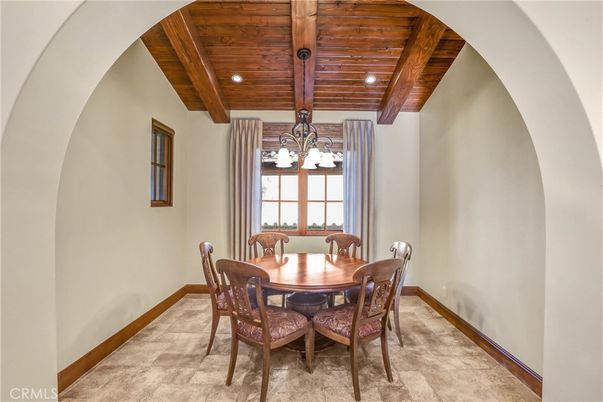 Chandelier, Dining room, Interior, Recessed Lighting, Wooden Beams, Wooden Ceilings