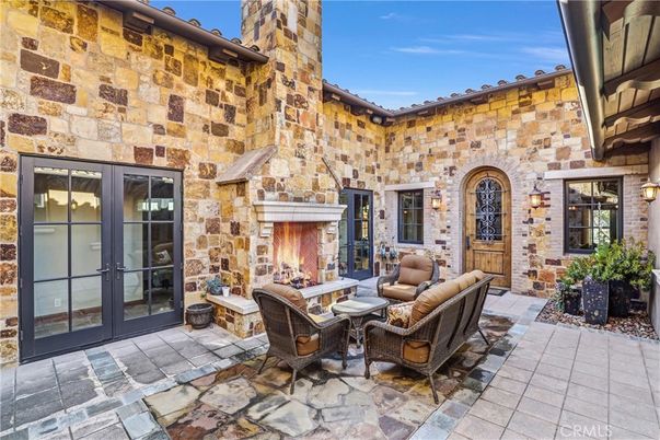Exterior, Fireplace