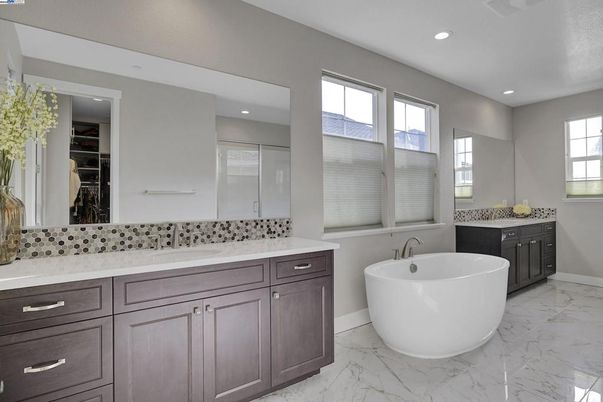 Bathroom, Dual Sink Vanities, Free Standing Baths, Interior, Marble, Recessed Lighting