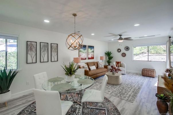 Chandelier, Dining room, Interior, Living room, Recessed Lighting, Wood Texture Flooring