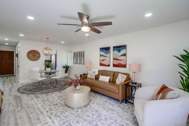 Chandelier, Dining room, Interior, Living room, Pendant Lights, Recessed Lighting, Wood Texture Flooring