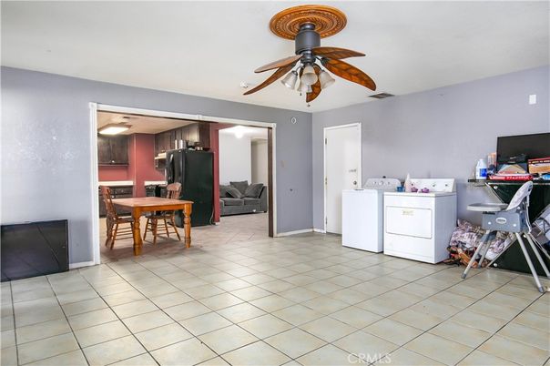Dining room, Interior, Washer