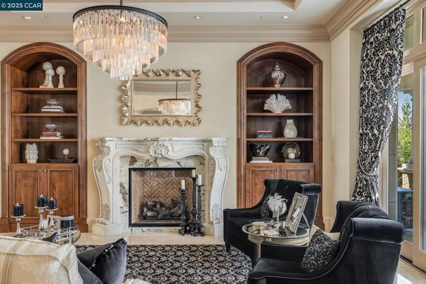 Chandelier, Fireplace, Interior, Recessed Lighting