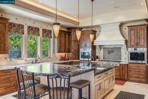 Interior, Kitchen, Pendant Lights, Recessed Lighting, Stainless Steel Appliances