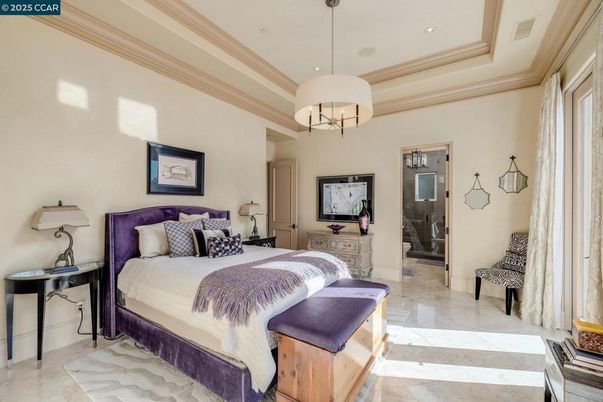 Bedroom, Chandelier, Interior, Pendant Lights, Recessed Lighting