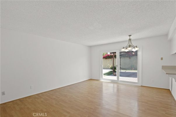 Chandelier, Empty room, Interior, Wood Texture Flooring