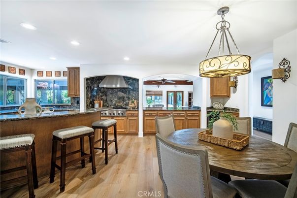 Dining room, Interior, Kitchen, Pendant Lights, Recessed Lighting, Wood Texture Flooring