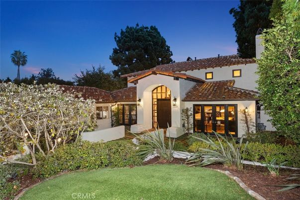 Backyard, Exterior, Facade, Spanish Mediterranean