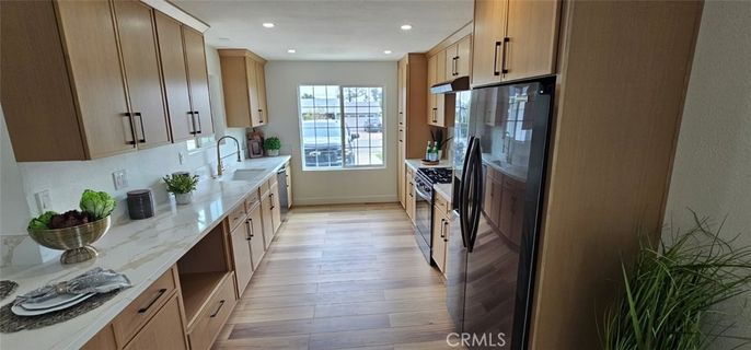 Interior, Kitchen, Recessed Lighting, Wood Texture Flooring