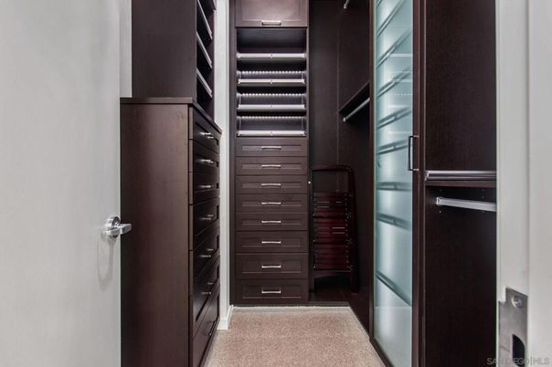 Interior, Walk-in Closets