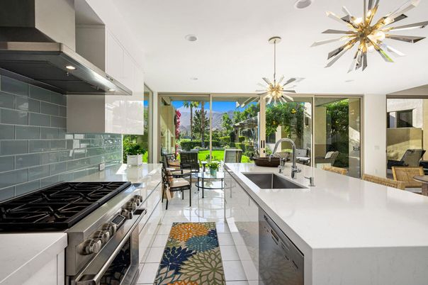 Dining room, Interior, Kitchen, Pendant Lights, Recessed Lighting, Stainless Steel Appliances