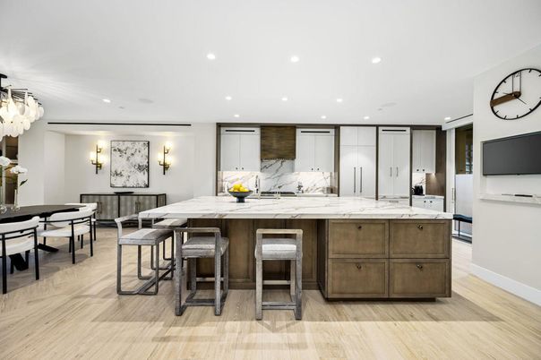 Chandelier, Dining room, Interior, Kitchen, Recessed Lighting, Wood Texture Flooring