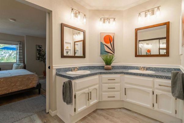 Bathroom, Interior, Wood Texture Flooring