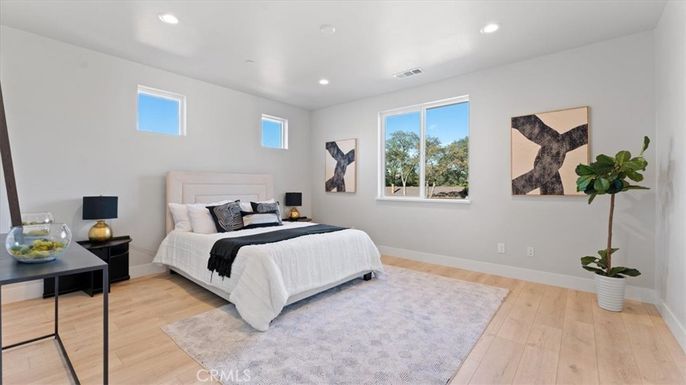 Bedroom, Interior, Recessed Lighting, Wood Texture Flooring