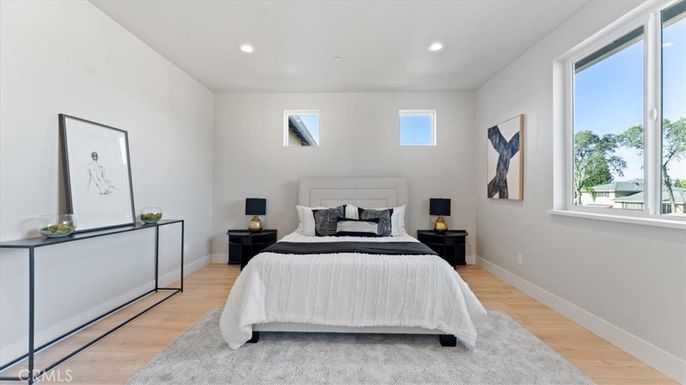 Bedroom, Interior, Recessed Lighting, Wood Texture Flooring