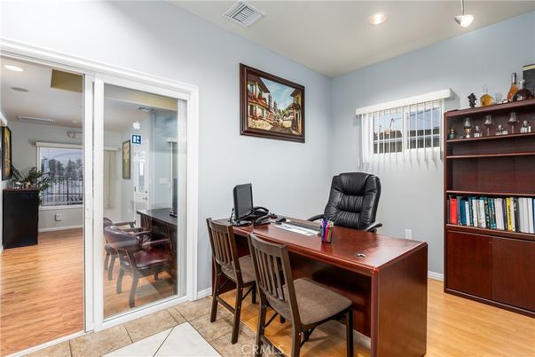 Home Office, Interior, Recessed Lighting, Wood Texture Flooring
