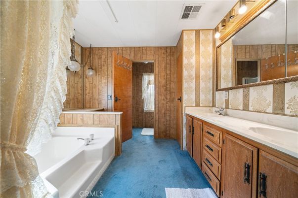 Bathroom, Dual Sink Vanities, Interior, Wooden Walls