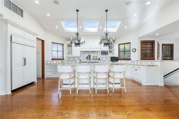 Chandelier, Interior, Kitchen, Pendant Lights, Recessed Lighting, Wood Texture Flooring