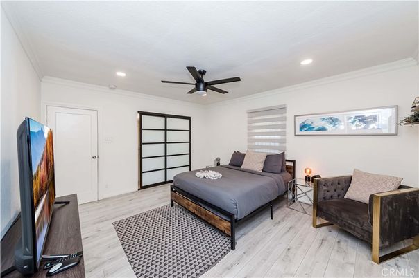 Bedroom, Interior, Recessed Lighting, Wood Texture Flooring