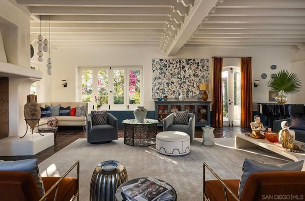 Fireplace, Interior, Living room, Pendant Lights, Piano, Wood Texture Flooring