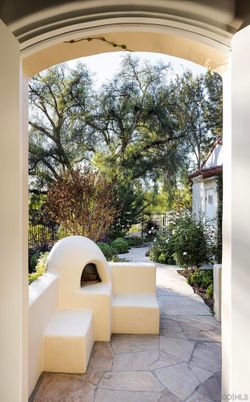 Exterior, Fireplace
