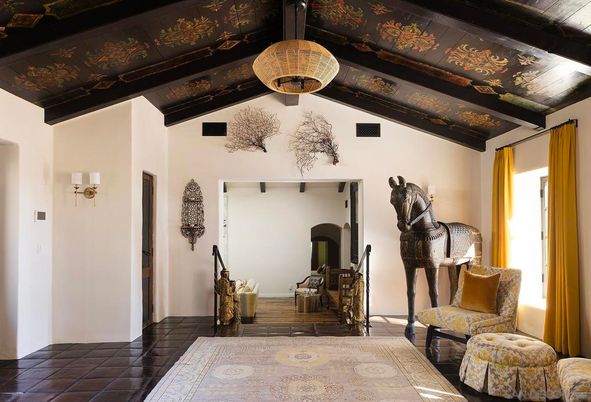 Interior, Pendant Lights, Wooden Beams, Wooden Ceilings, Wood Texture Flooring