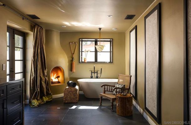 Bathroom, Fireplace, Free Standing Baths, Interior, Pendant Lights, Recessed Lighting