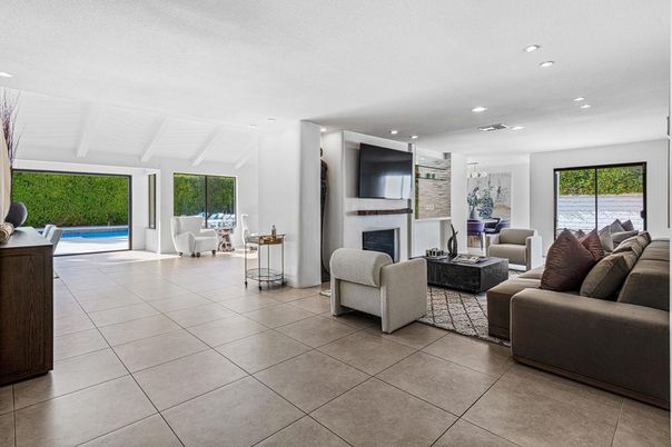 Fireplace, Interior, Living room, Recessed Lighting