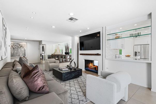 Fireplace, Interior, Living room, Recessed Lighting