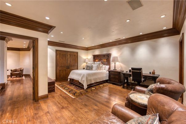 Bedroom, Home Office, Interior, Recessed Lighting, Wood Texture Flooring