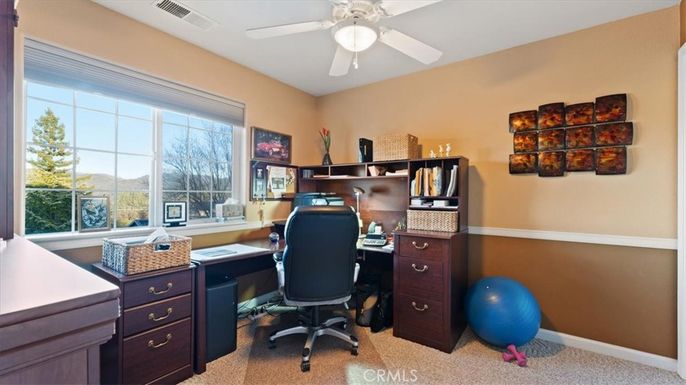 Home Office, Interior