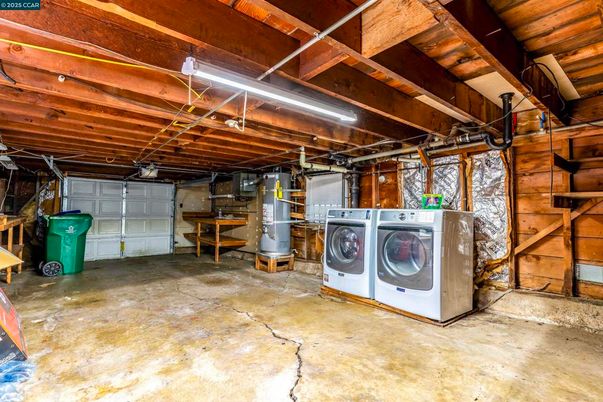 Interior, Washer, Wooden Beams, Wooden Ceilings, Wooden Walls