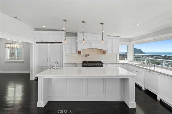 Interior, Kitchen, Pendant Lights, Recessed Lighting, Water, Wood Texture Flooring