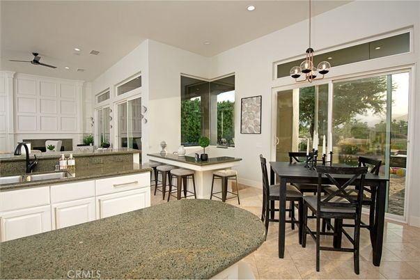 Dining room, Interior, Pendant Lights, Recessed Lighting