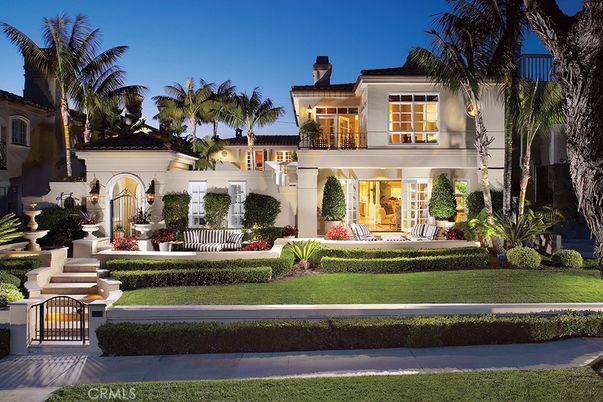 Backyard, Exterior, Facade, French Provincial