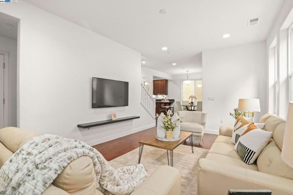 Dining room, Interior, Living room, Pendant Lights, Recessed Lighting, Wood Texture Flooring