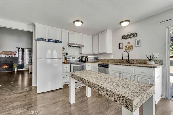 Fireplace, Interior, Kitchen, Wood Texture Flooring