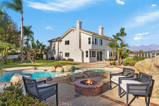 Exterior, Playground, Pool