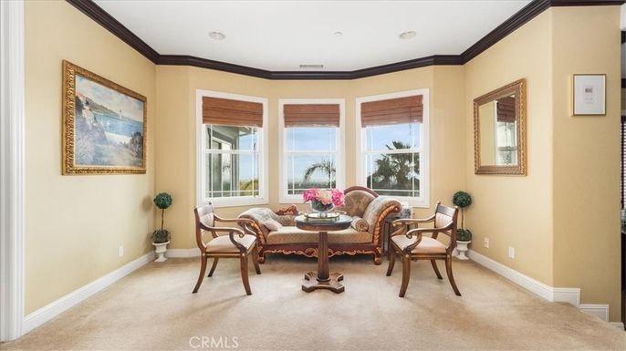 Dining room, Interior