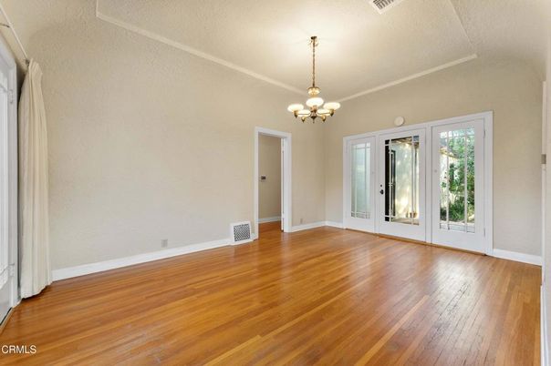Chandelier, Empty room, Interior, Wood Texture Flooring