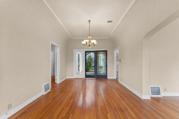 Chandelier, Empty room, Interior, Wood Texture Flooring