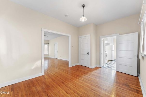 Empty room, Interior, Pendant Lights, Wood Texture Flooring