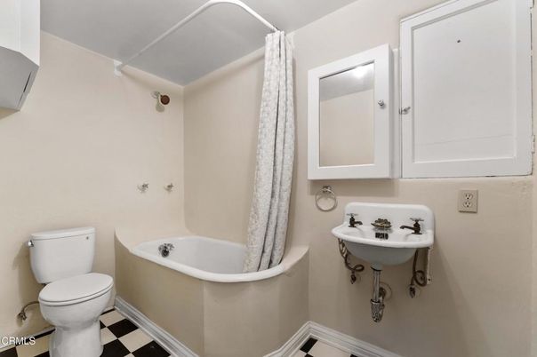 Bathroom, Interior