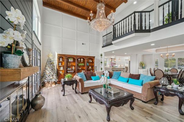 Chandelier, Dining room, Interior, Living room, Recessed Lighting, Wooden Beams, Wooden Ceilings, Wood Texture Flooring