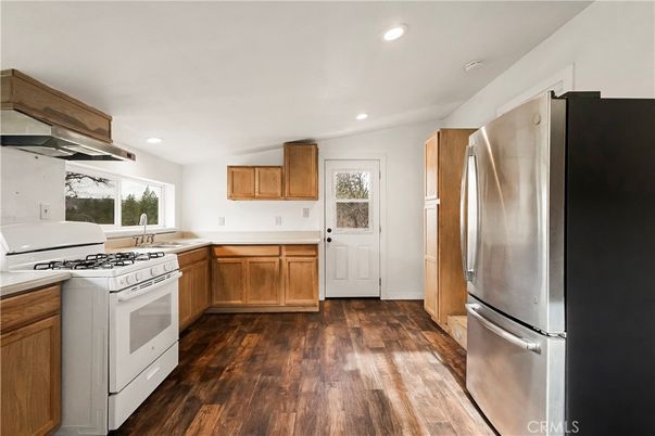 Interior, Kitchen, Recessed Lighting, Wood Texture Flooring