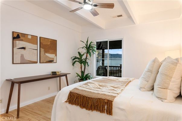 Bedroom, Interior, Water, Wood Texture Flooring